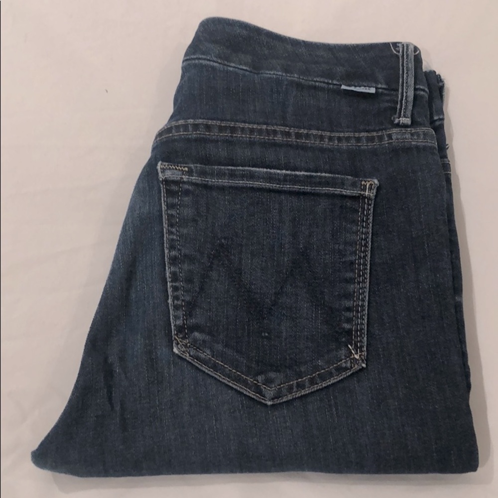 Mother “High Waisted Looker Ankle Fray” size 27